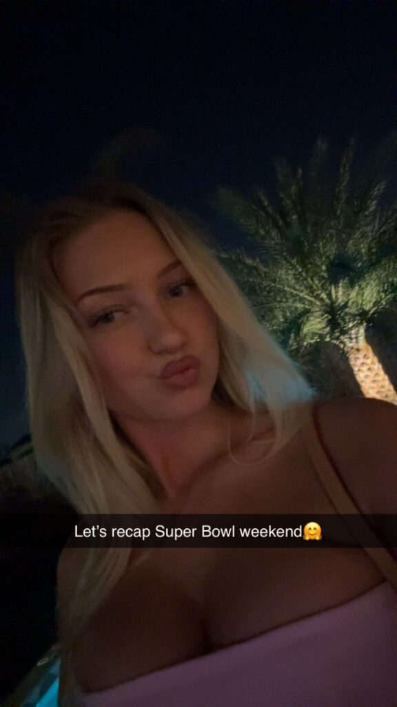 TikTok – Instagram – iamsydneythomas / Sydney Thomas – Nude