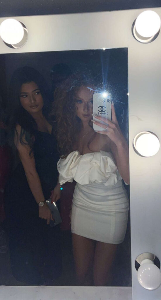 Instagram – ilonaaln – Nude