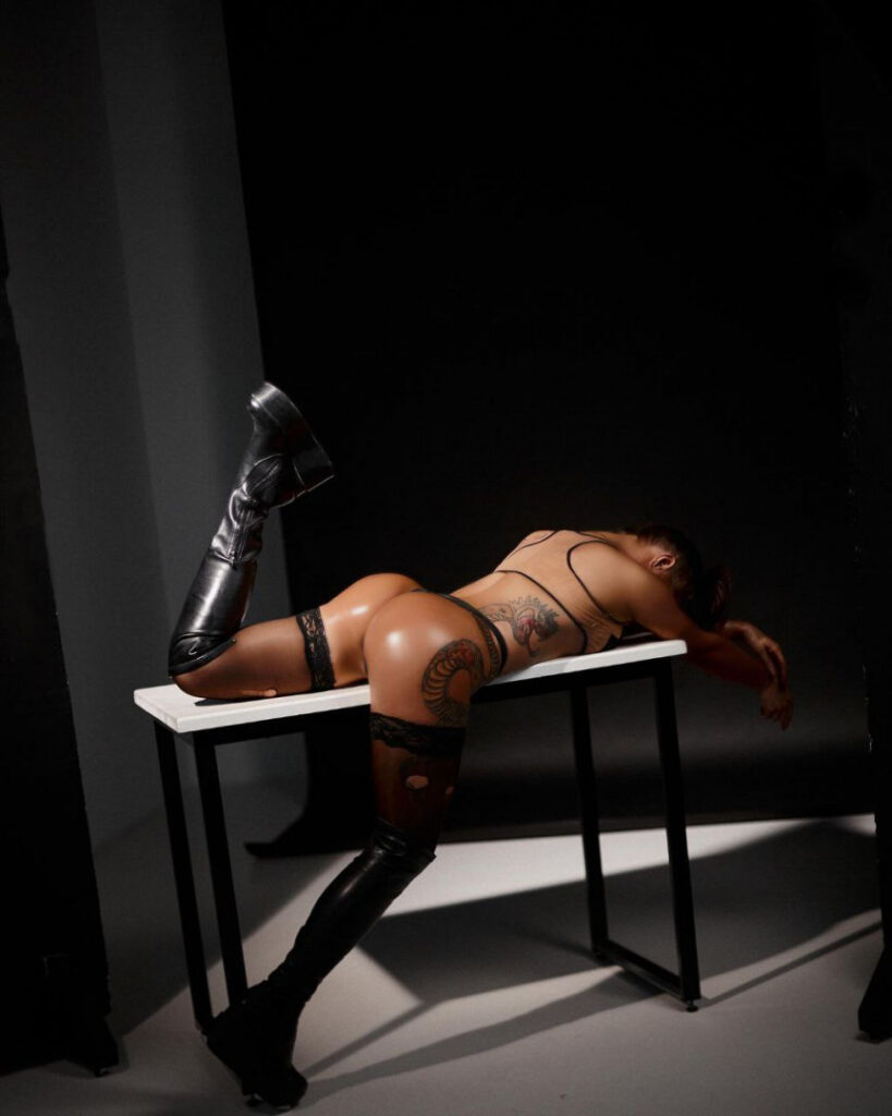 Instagram – Boosty – MILF – ilonka.51 – Nude Leaks