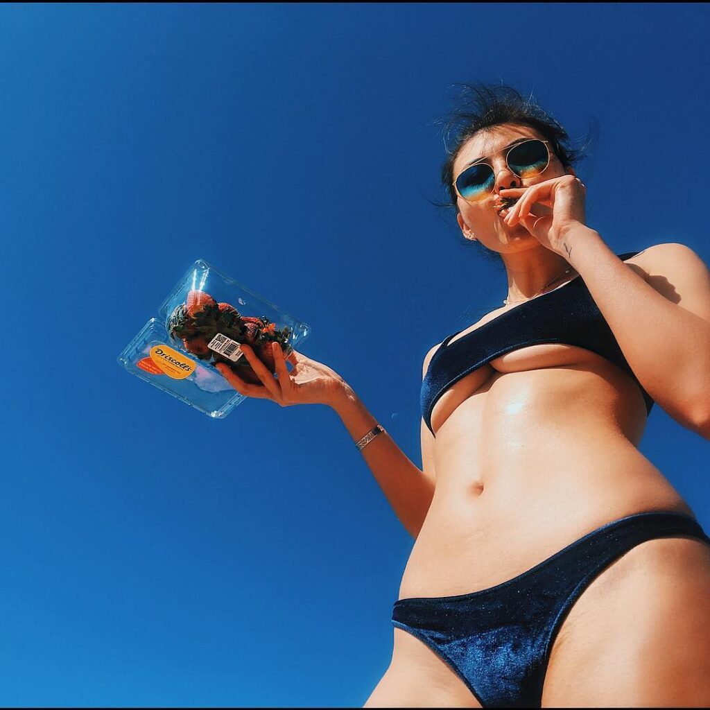 Instagram – irisashannon – Nude Leaks