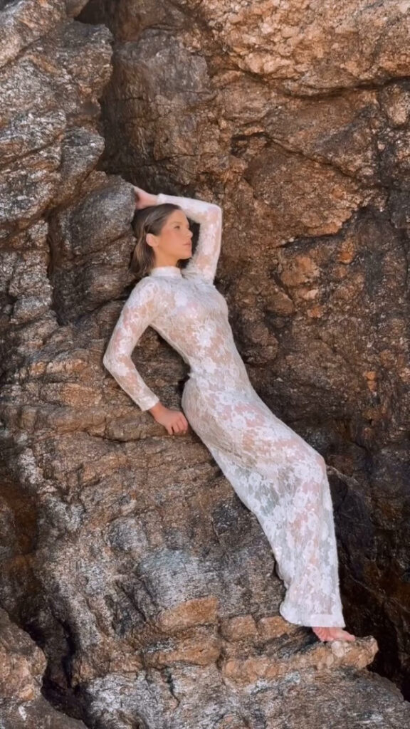 Brazil – Celeb – Isabella Santoni – Nude Leaks