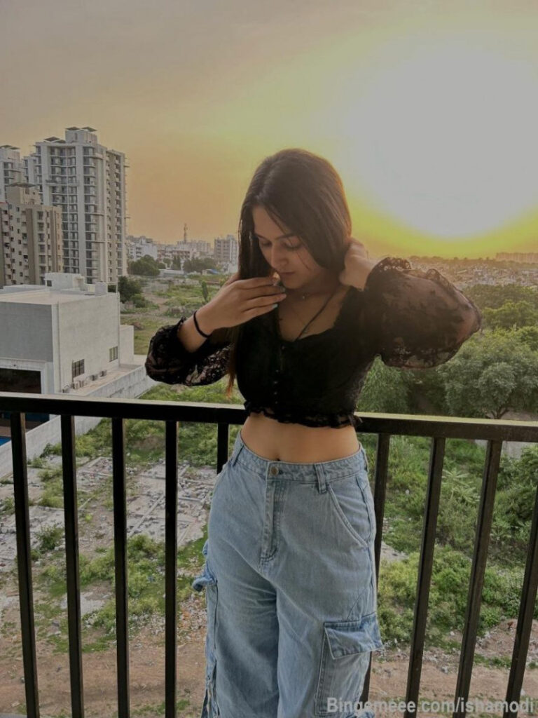 Isha Modi / ironic_ishh / notyourninnybabe – Nude