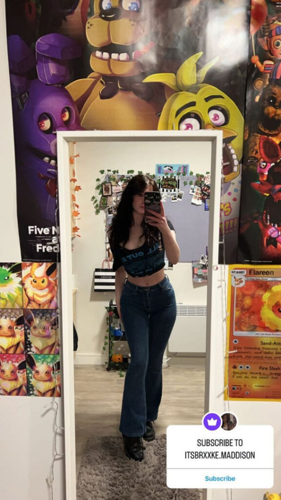 TikTok – Petite – itsbrookemaddison / itsbrxxke.maddison / Brooke Maddison – Nude Leaks