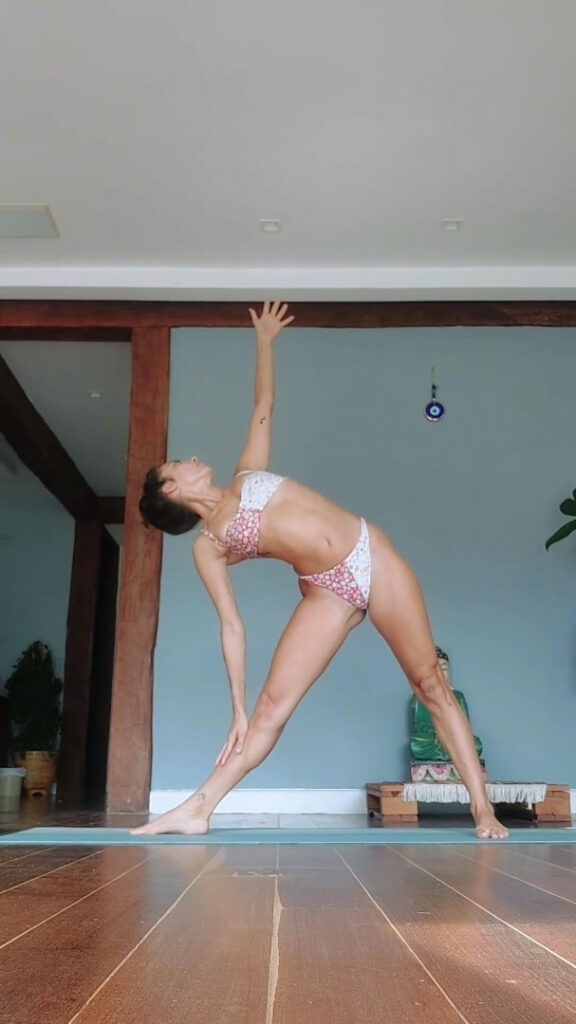 Brazil – Celeb – Júlia Oristanio – Nude Leaks