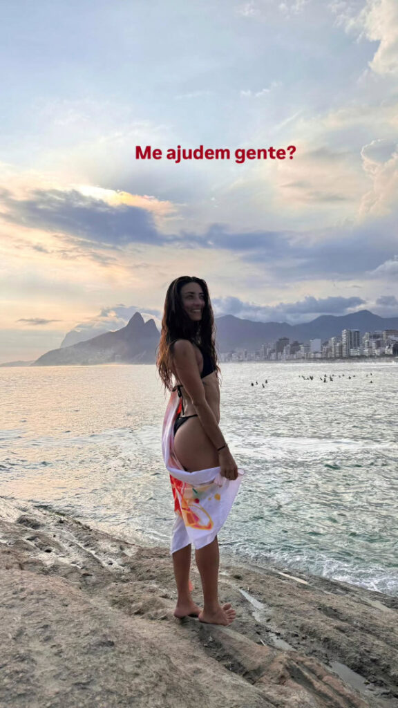 Brazil – Celeb – Júlia Oristanio – Nude Leaks