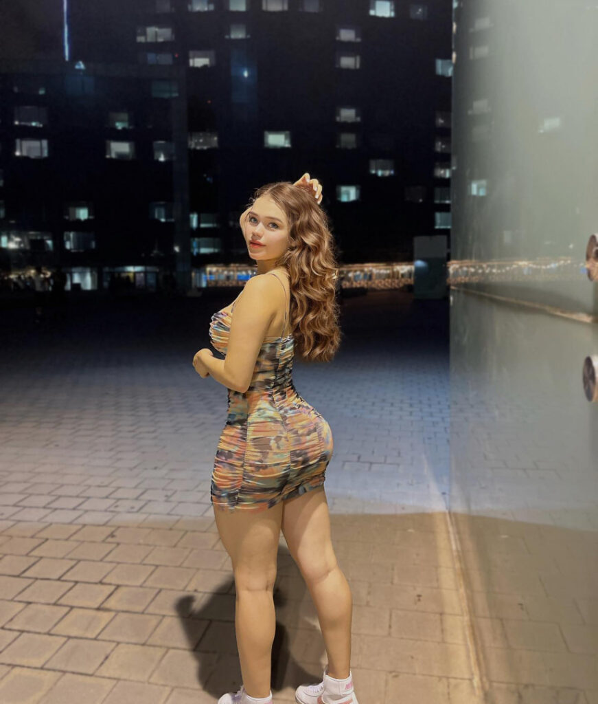 Instagram – jasmin.reyeshn – Nude Leaks