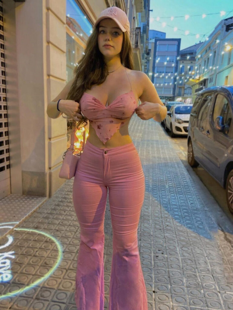 Instagram – jasmin.reyeshn – Nude Leaks