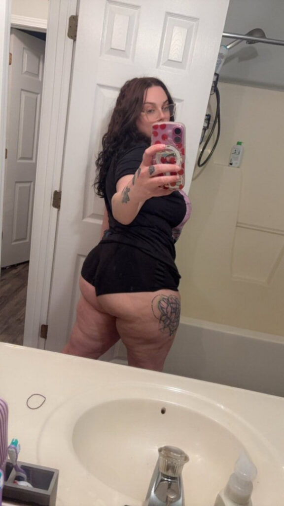 OnlyFans – BBW – T H I C C – JaydeBelle – Nude Leaks