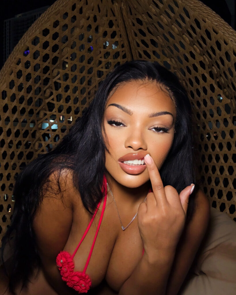 TikTok – Instagram – jazwiththevibes – Nude Leaks