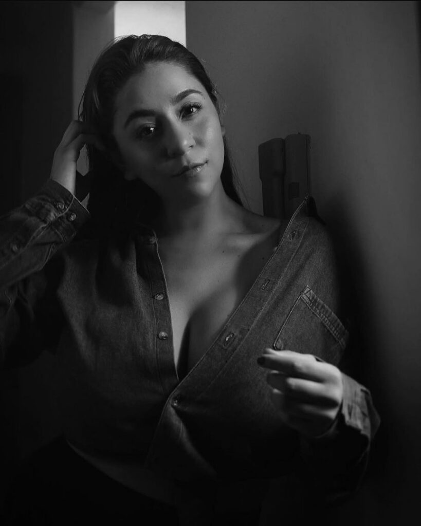 Instagram – Josahandrylia – Nude