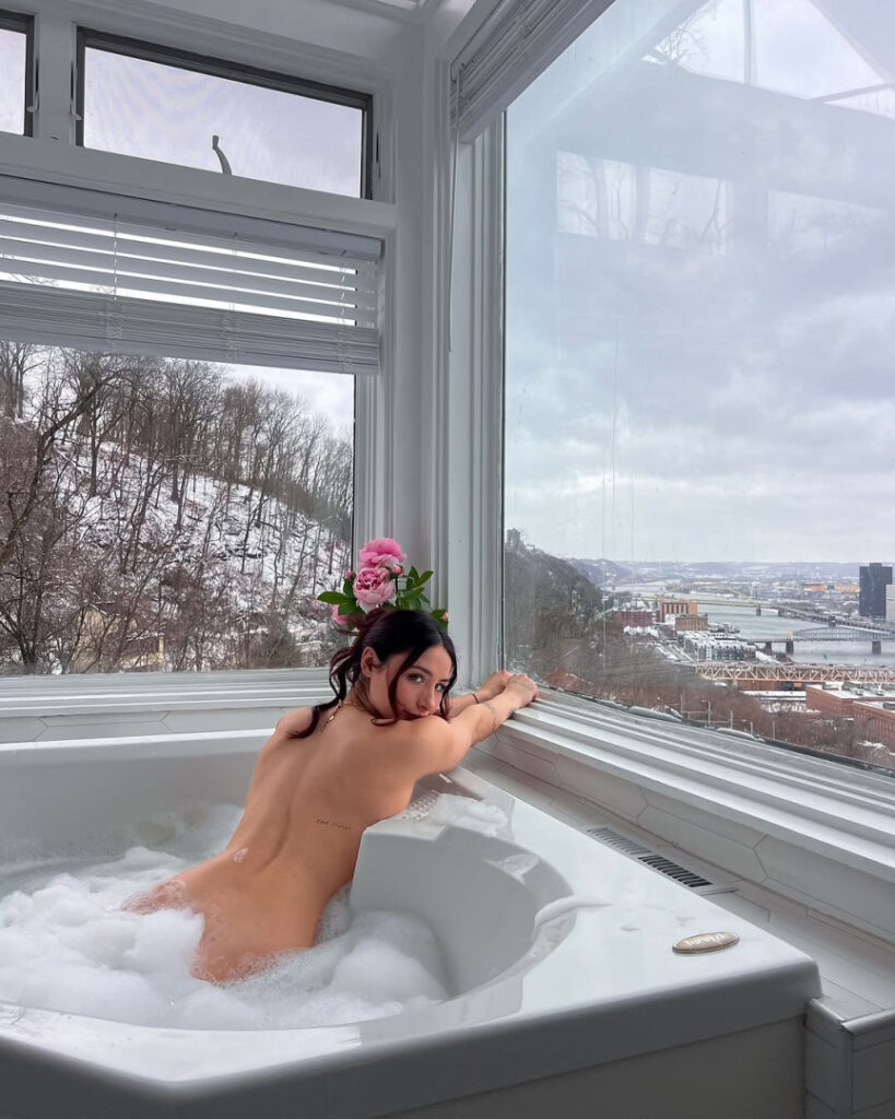 OnlyFans – Instagram – Juliampic / Julia.pic / Julia Piccolino – Nude