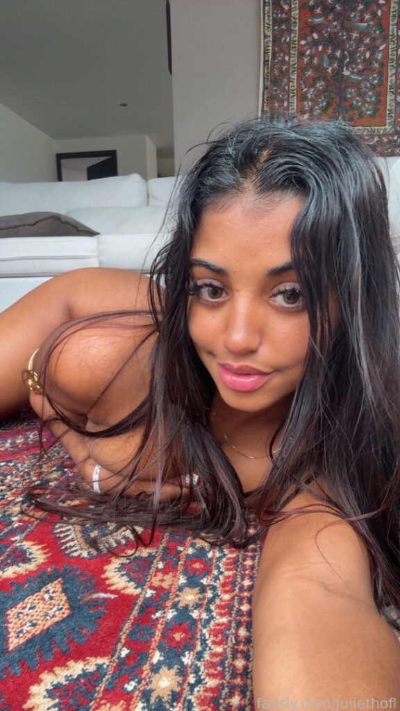 OnlyFans – TikTok – Juliethoflreal  Julieth diaz – Nude Leaks