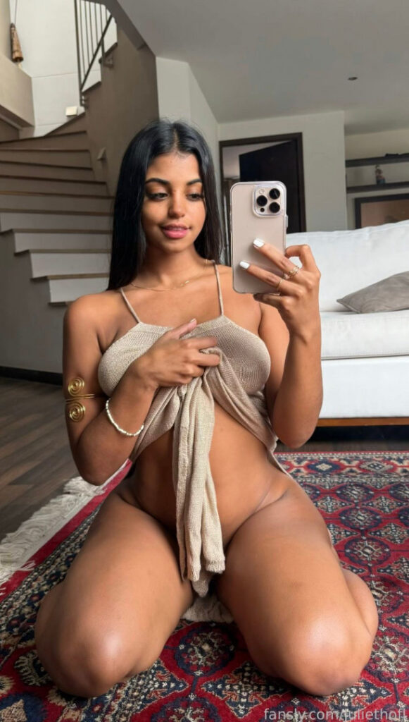 OnlyFans – TikTok – Juliethoflreal  Julieth diaz – Nude Leaks