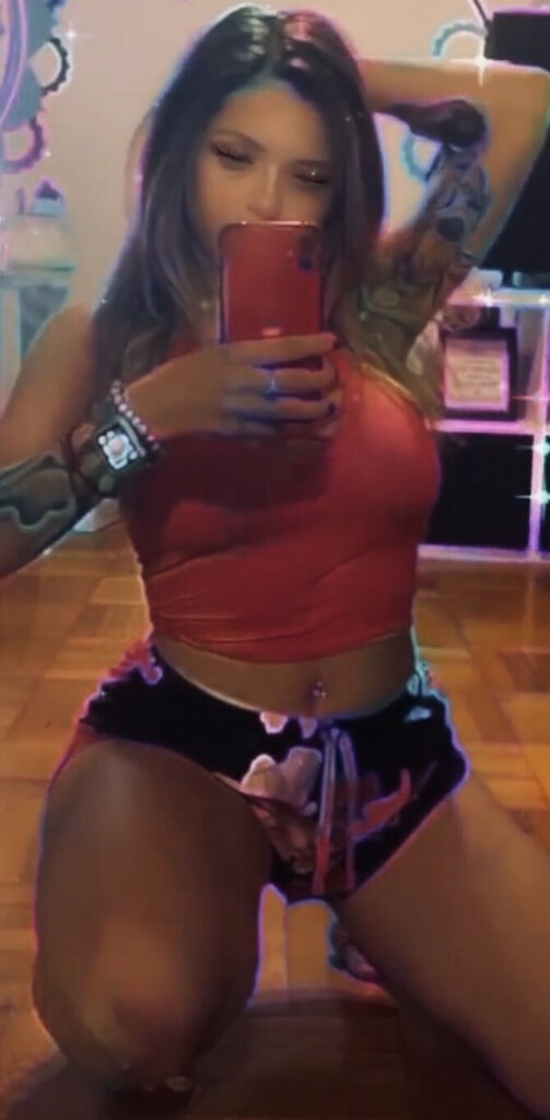 Instagram – Latina – julsgalaxyy – Nude Leaks