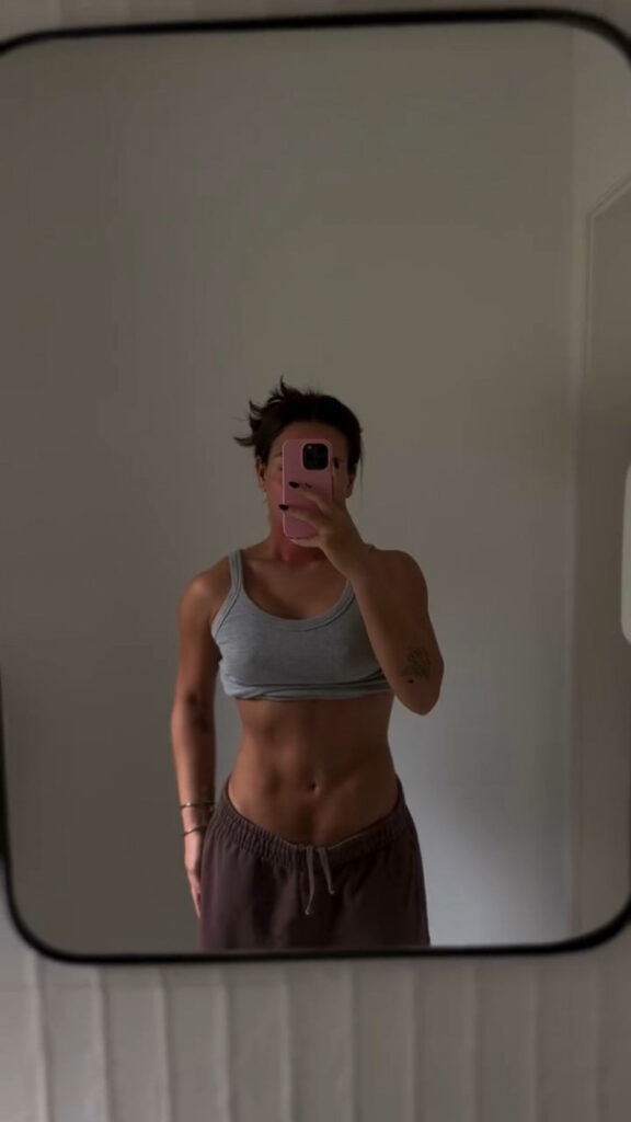 Brazil – Celeb – Kéfera Buchmann – Nude Leaks