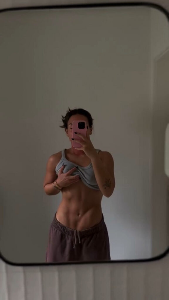 Brazil – Celeb – Kéfera Buchmann – Nude Leaks