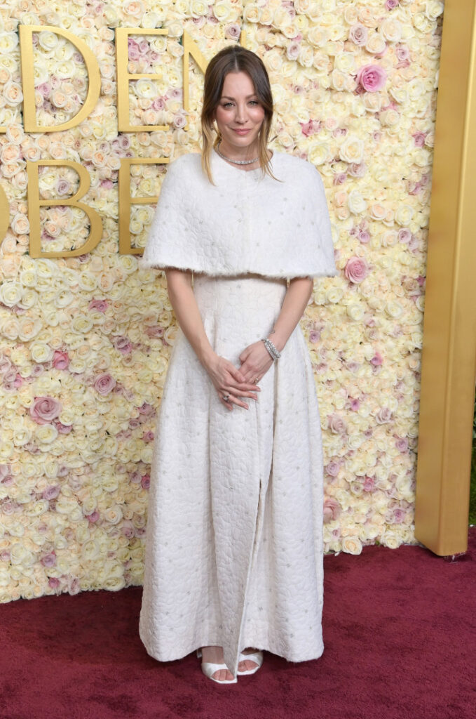 Celeb – Kaley Cuoco – Nude