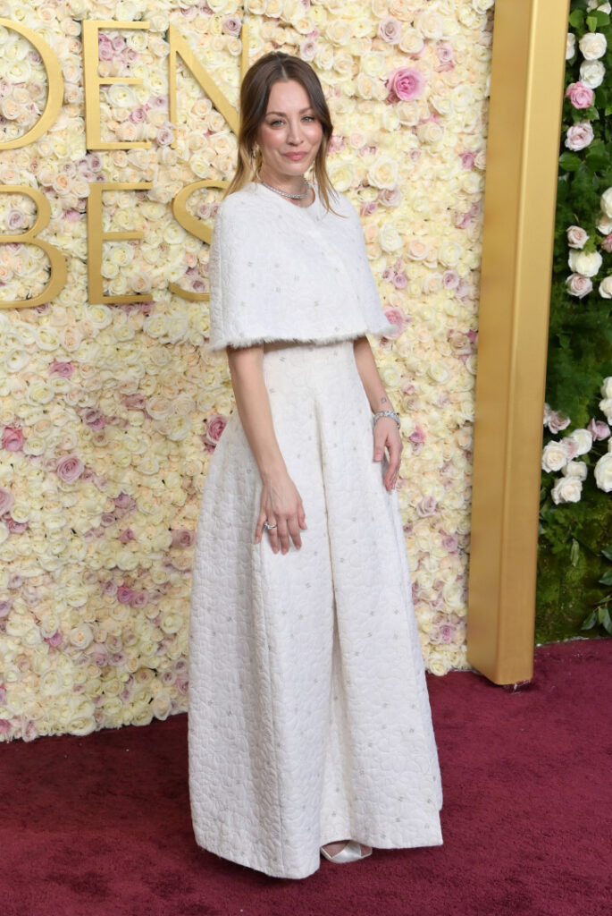 Celeb – Kaley Cuoco – Nude