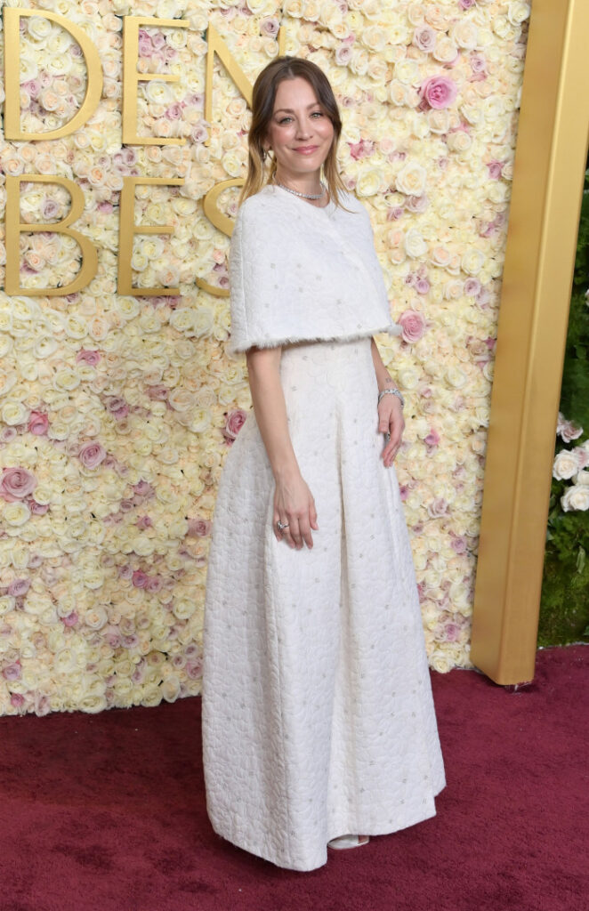 Celeb – Kaley Cuoco – Nude