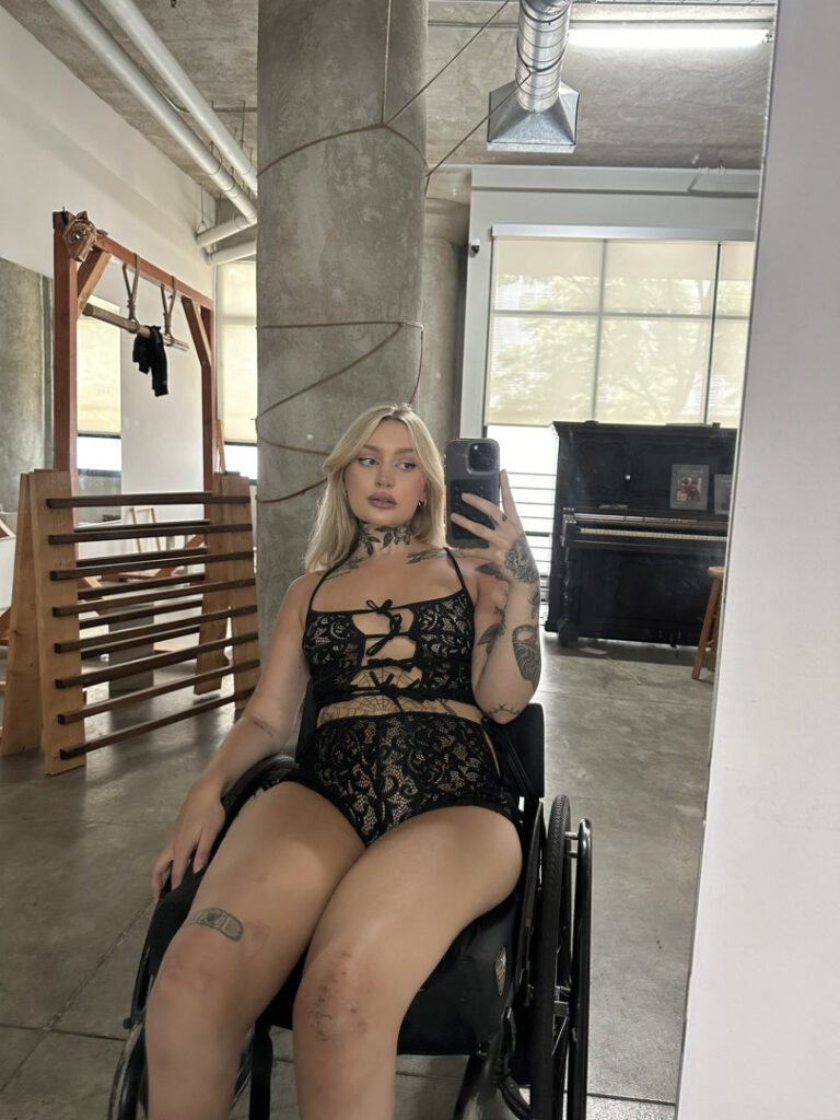 OnlyFans – karleexrosee  Karlee Rose – Nude Leaks