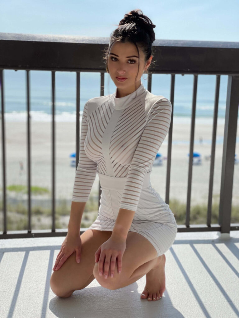 Instagram – Keilah Kang – Nude