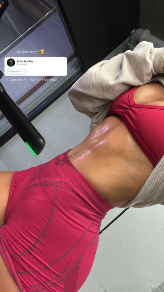 Youtube – TikTok – Instagram – Kelsie Faith Thomas – Nude Leaks