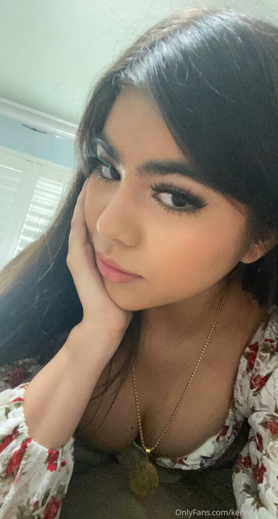 OnlyFans – ⠀X⠀ – Latina – kenniwennii – Nude Leaks