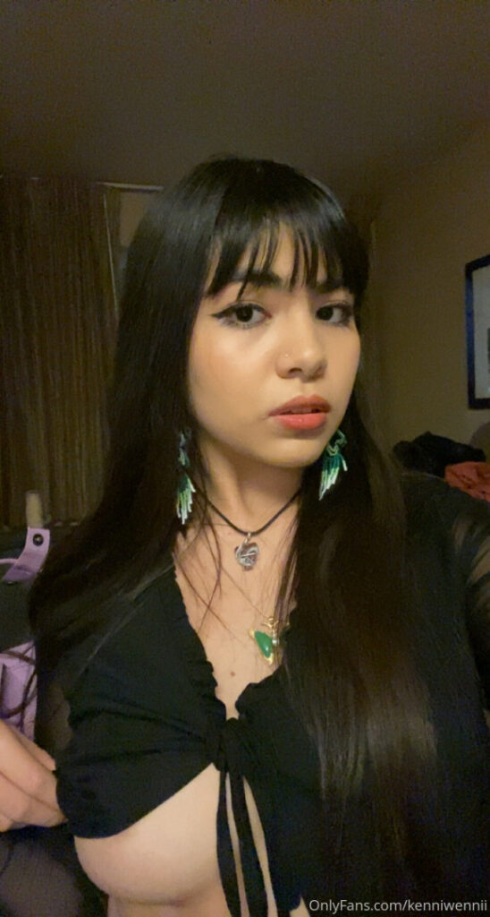 OnlyFans – ⠀X⠀ – Latina – kenniwennii – Nude Leaks