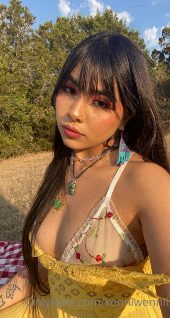 OnlyFans – ⠀X⠀ – Latina – kenniwennii – Nude Leaks