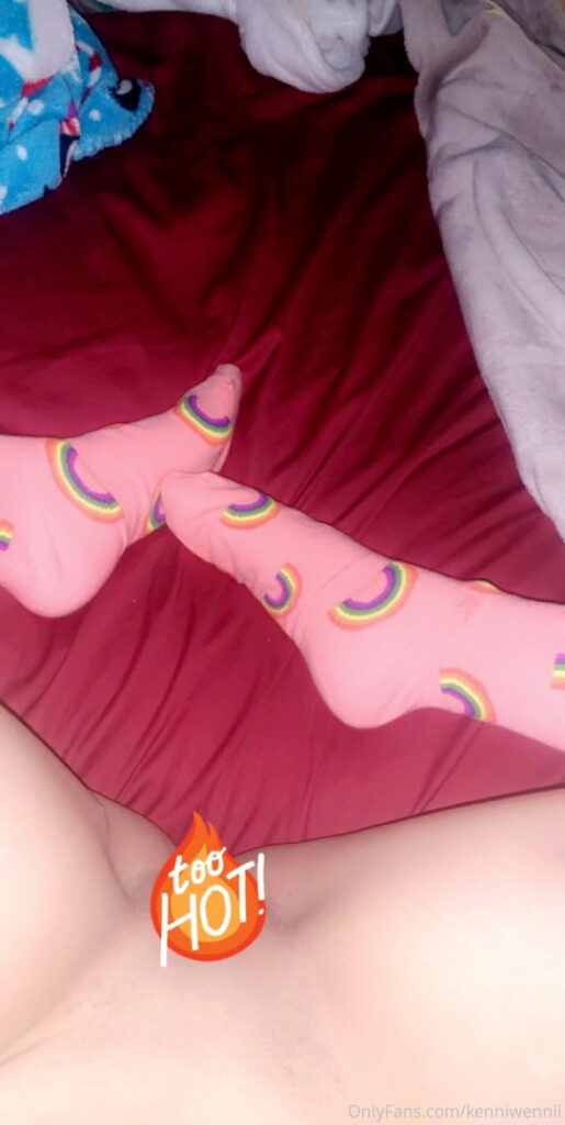 OnlyFans – ⠀X⠀ – Latina – kenniwennii – Nude Leaks