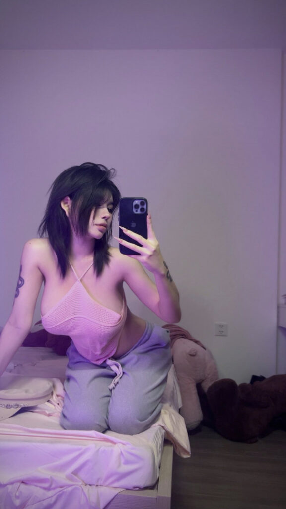 Asian – Vietnamese – Kim Yen Thor aka KimYen_0704 – Nude Leaks