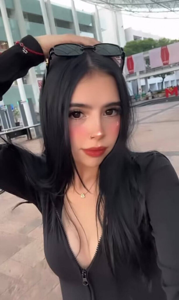 TikTok – Instagram – La Niña Fresa / Mariana Grimaldi – Nude Leaks