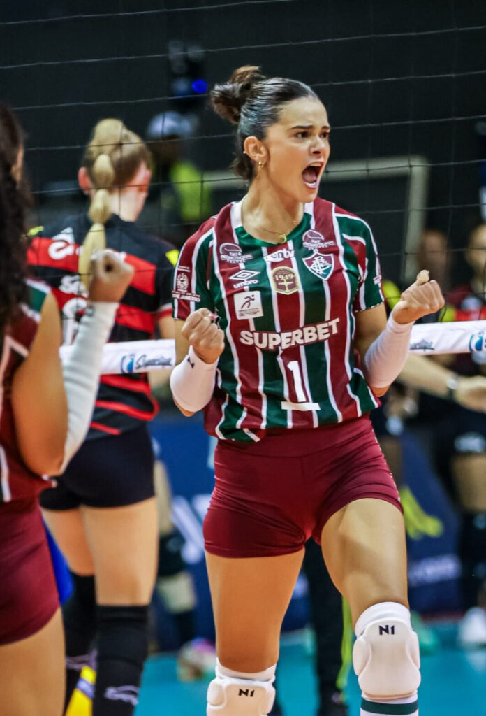 Brazil – Celeb – Lara Nobre – Nude Leaks