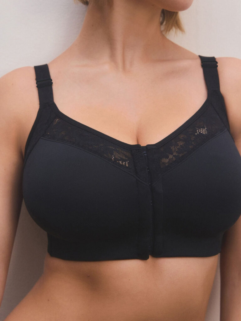 Instagram – Laura Oganessian – Nude Leaks