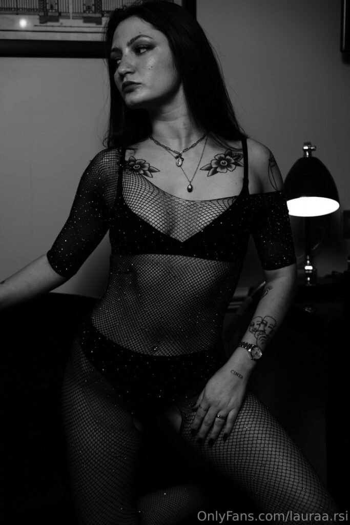 OnlyFans – Lauraa.rsi – Nude Leaks