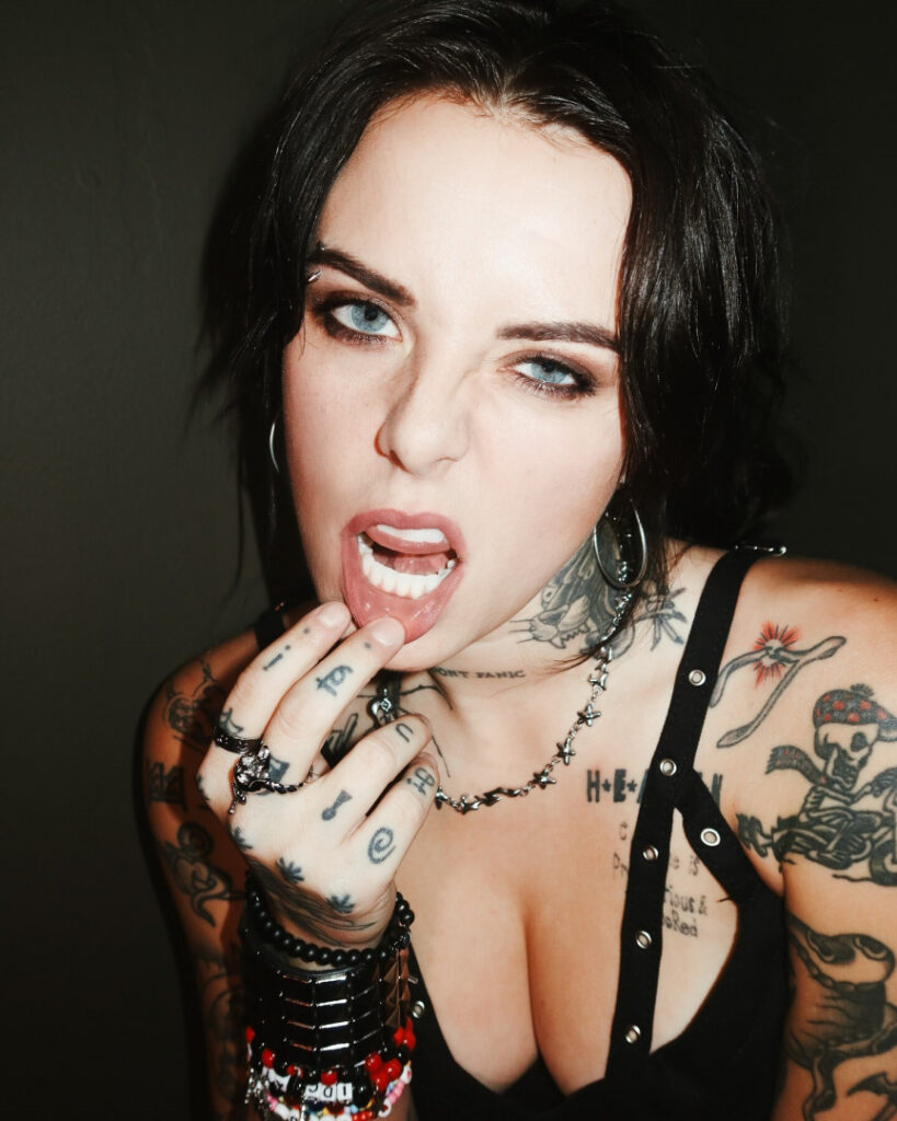 OnlyFans – Instagram – Lauren Sanderson – Nude Leaks