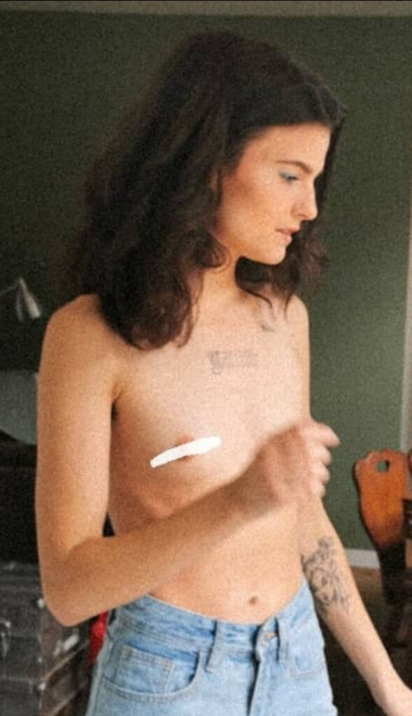 OnlyFans – Instagram – Petite – Teen – Lauryane Dion / Petitecerise / Nontumconnaispo – Nude Leaks