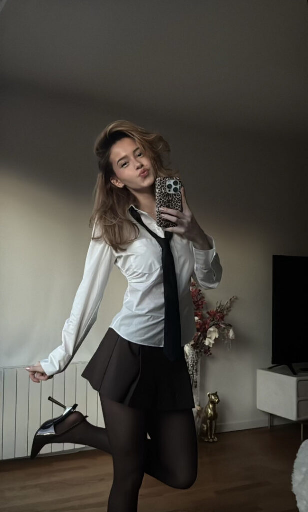 TikTok – Instagram – Lea Elui – Nude