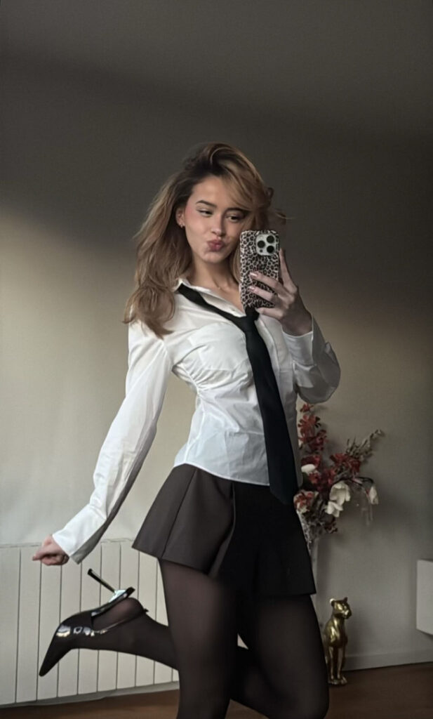 TikTok – Instagram – Lea Elui – Nude