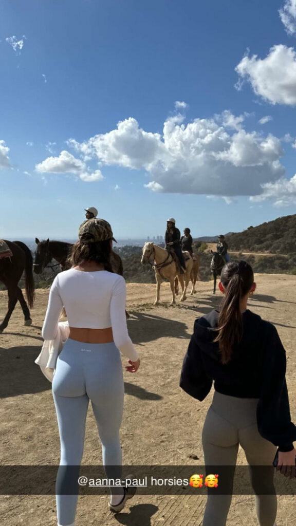 TikTok – Leah Halton – Nude