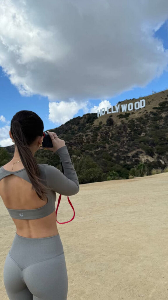 TikTok – Leah Halton – Nude