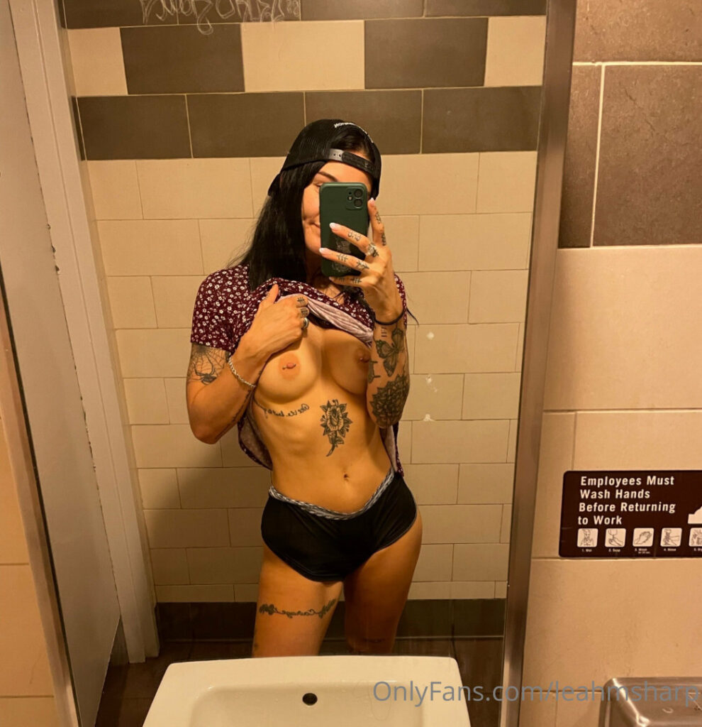 Leahmsharp / Leesharpyx / Amateur Tattooed Fit Onlyfans Teen – Nude Leaks