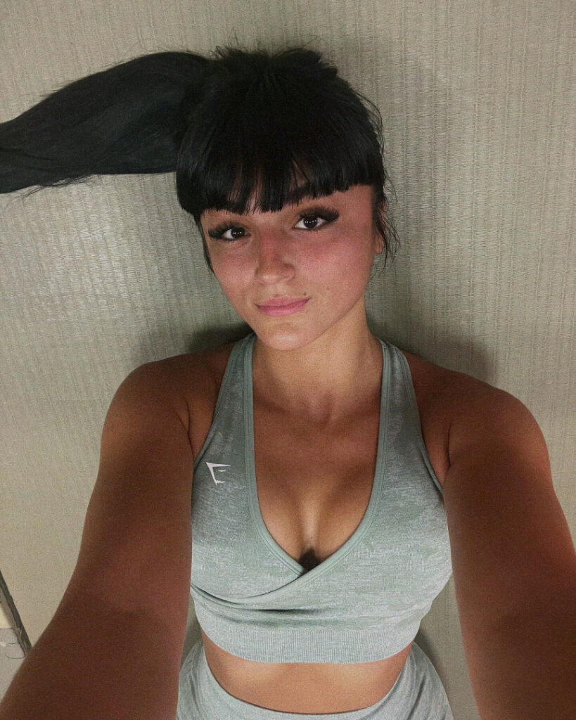 Youtube – TikTok – T H I C C – Lenna Vivas – Nude Leaks