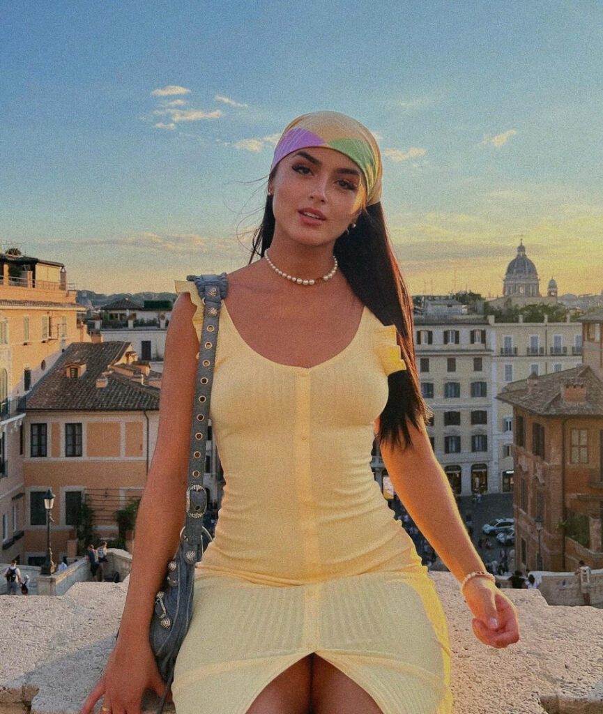 Youtube – TikTok – T H I C C – Lenna Vivas – Nude Leaks