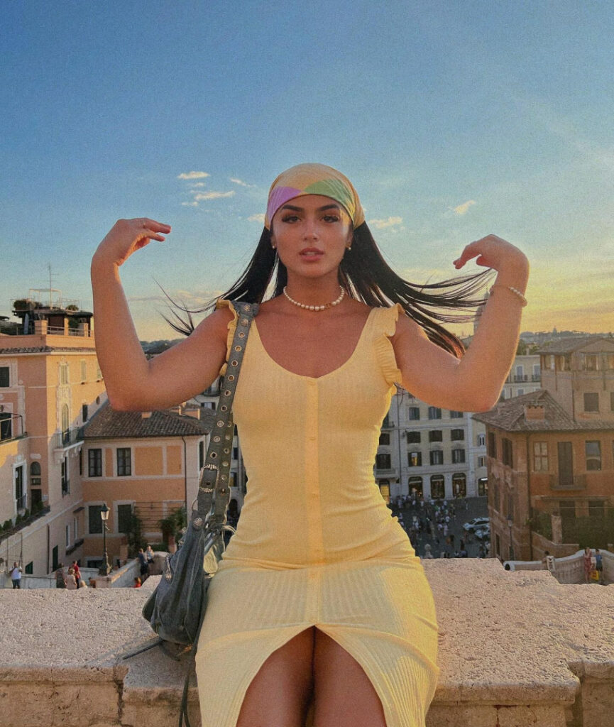 Youtube – TikTok – T H I C C – Lenna Vivas – Nude Leaks