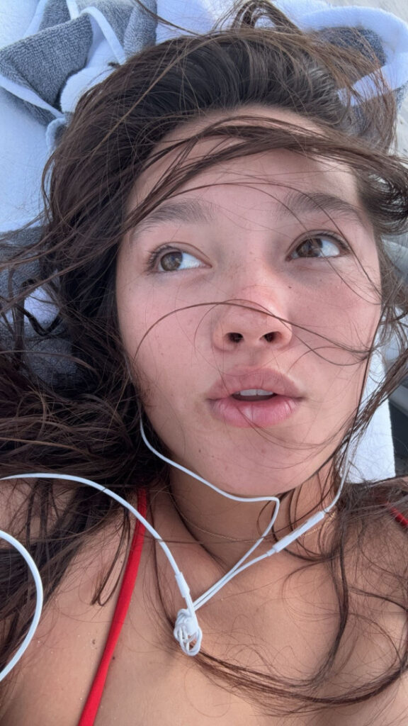 Instagram – Asian – Lily Chee – Nude