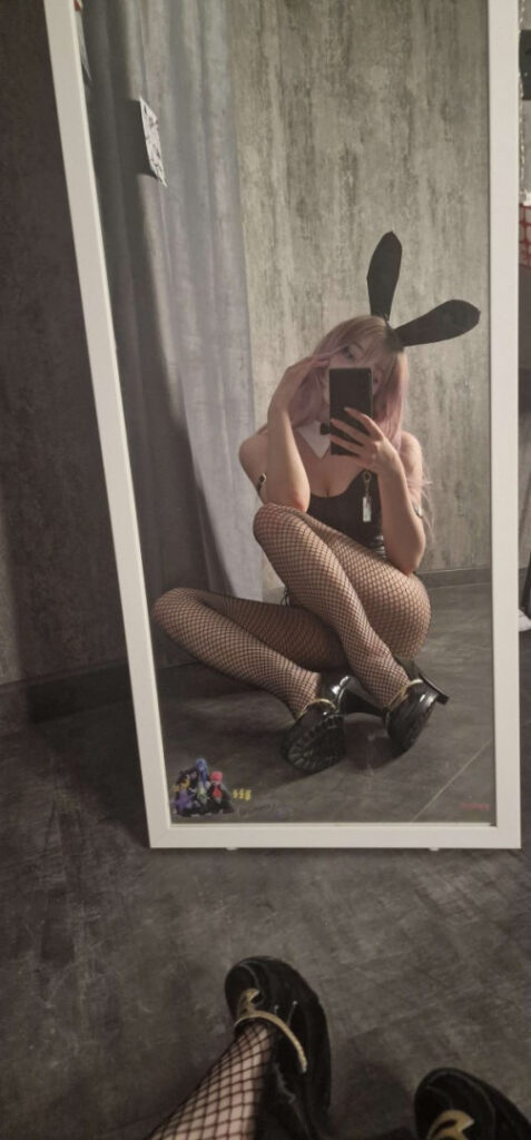 ASMR – Youtube – Linaneyeon – Nude Leaks