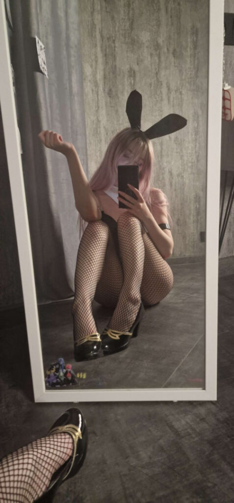 ASMR – Youtube – Linaneyeon – Nude Leaks