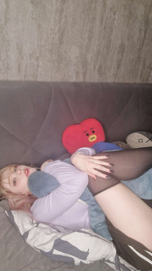 ASMR – Youtube – Linaneyeon – Nude Leaks