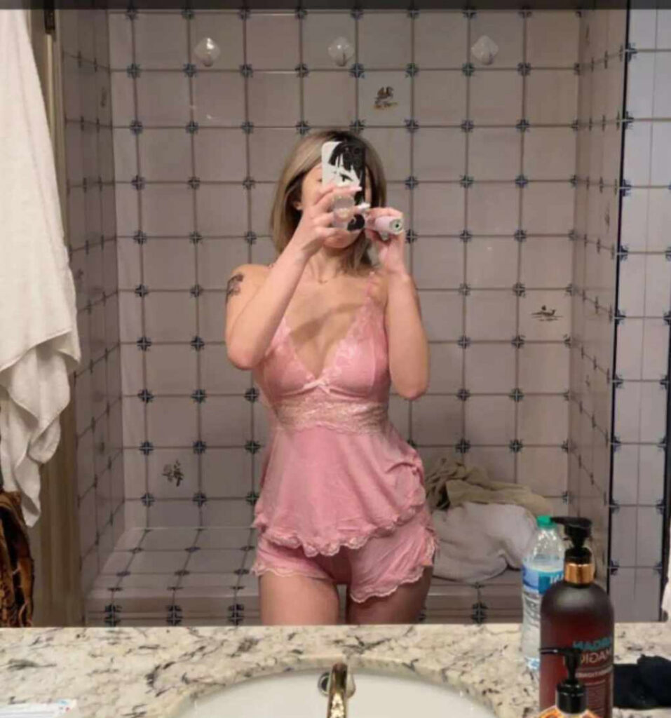 Instagram – Asian – linawinaly – Nude